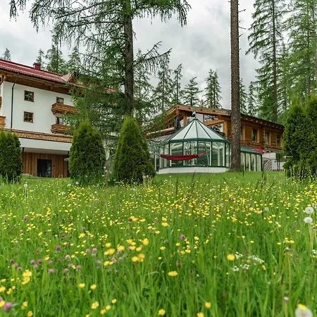 Naturhotel Laerchenhof Hotel 4*