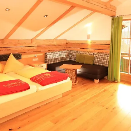 Hotel Naturhotel Laerchenhof 4*