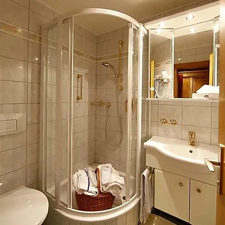 Hotel Naturhotel Laerchenhof 4*