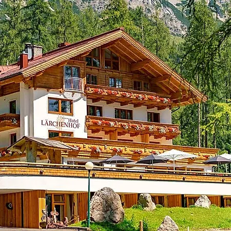 Larchenhof Hotel 4*