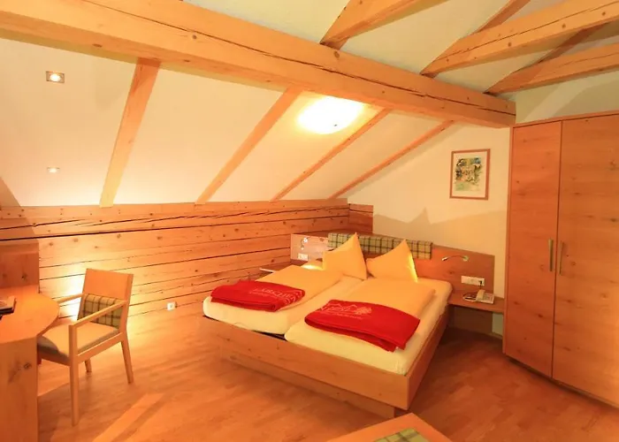 호텔 Naturhotel Laerchenhof 4*