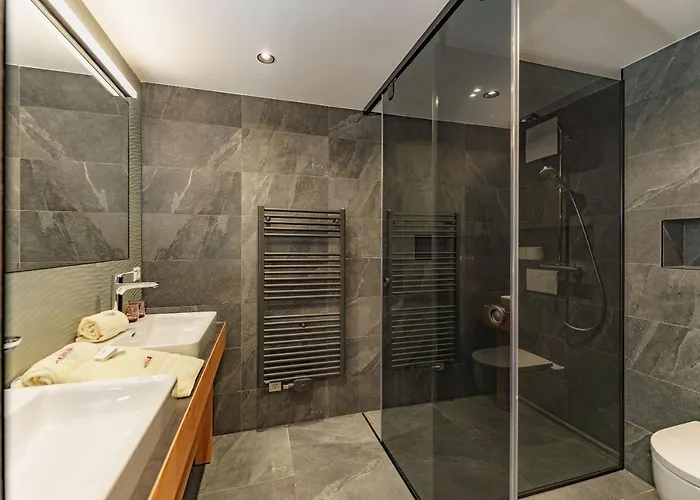 Naturhotel Laerchenhof 4* 람자우 암 다흐스타인